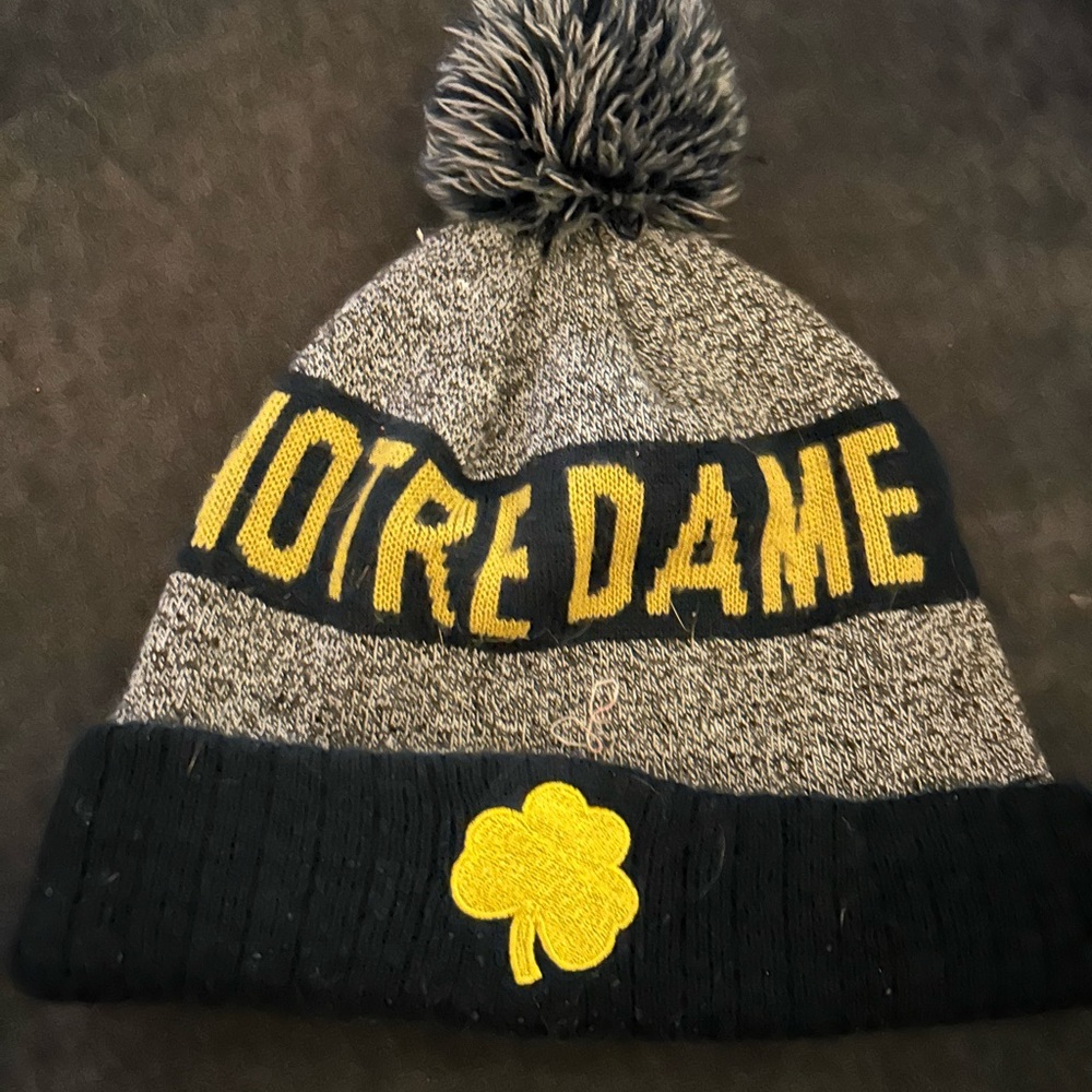 Notre Dame hat